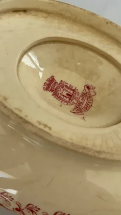Saucière terre de fer rouge Gien modèle chèvrefeuille - terre de fer p