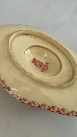 Saucière terre de fer rouge Gien modèle chèvrefeuille - terre de fer p