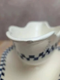 Saucière Terre de fer Salins modèle Damier