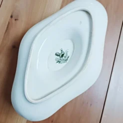 Saucière terre de fer Société Amandinoise Victoire