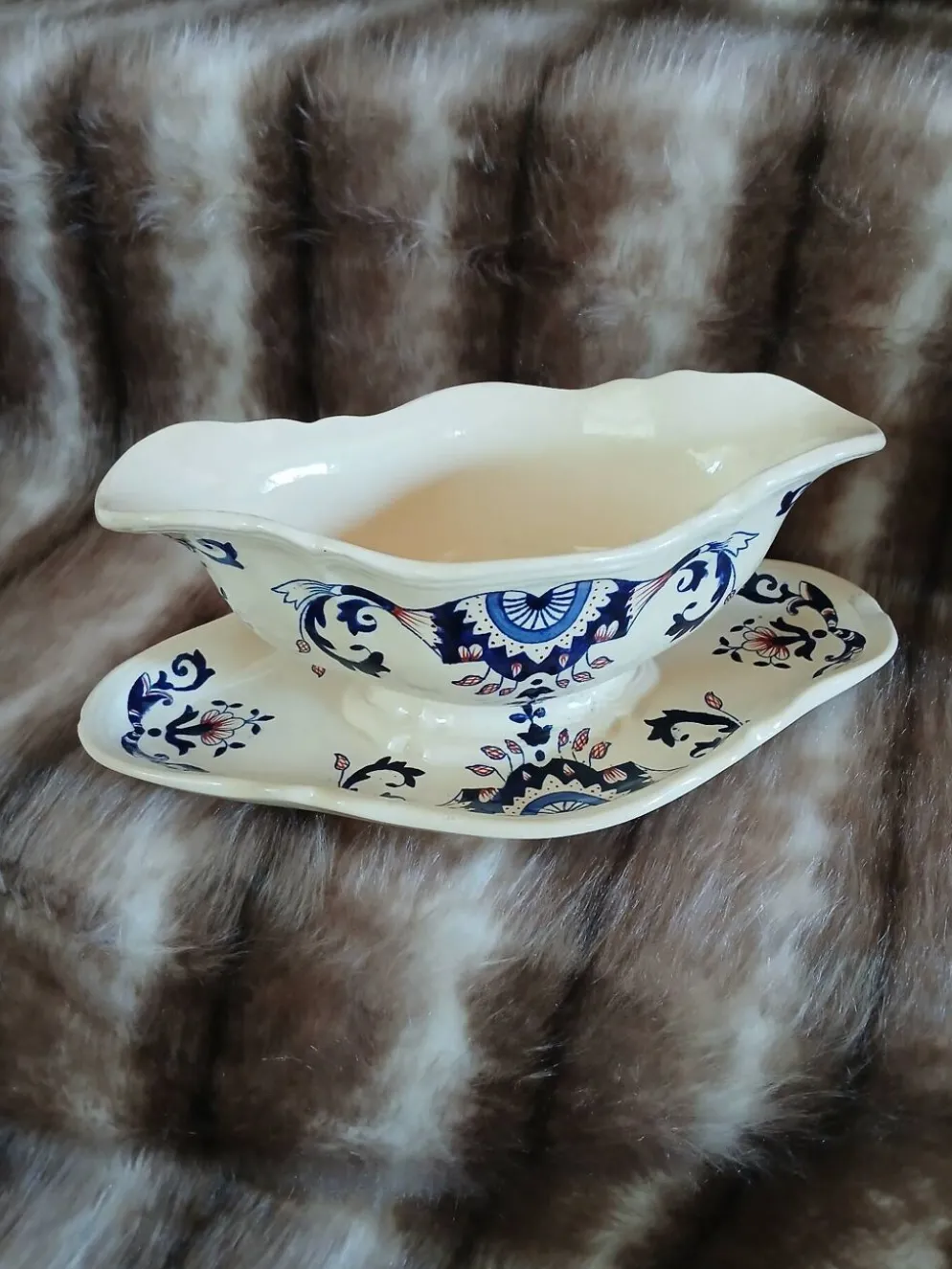 Saucière vintage en Terre de fer de Longchamp