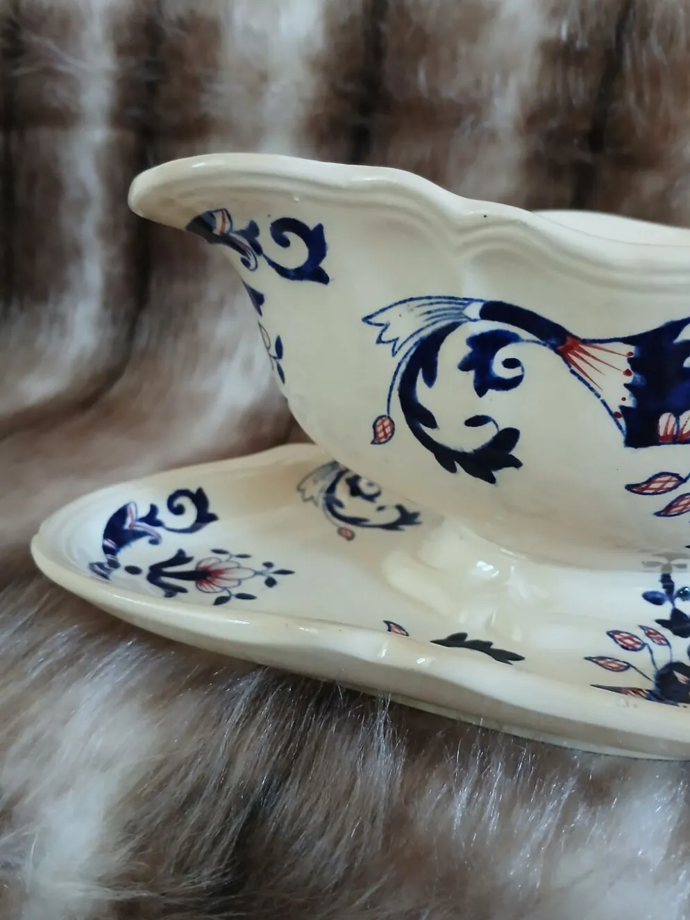 Saucière vintage en Terre de fer de Longchamp