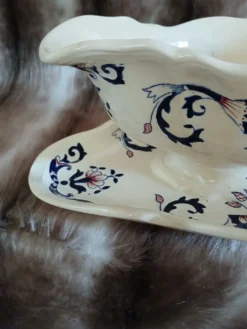 Saucière vintage en Terre de fer de Longchamp