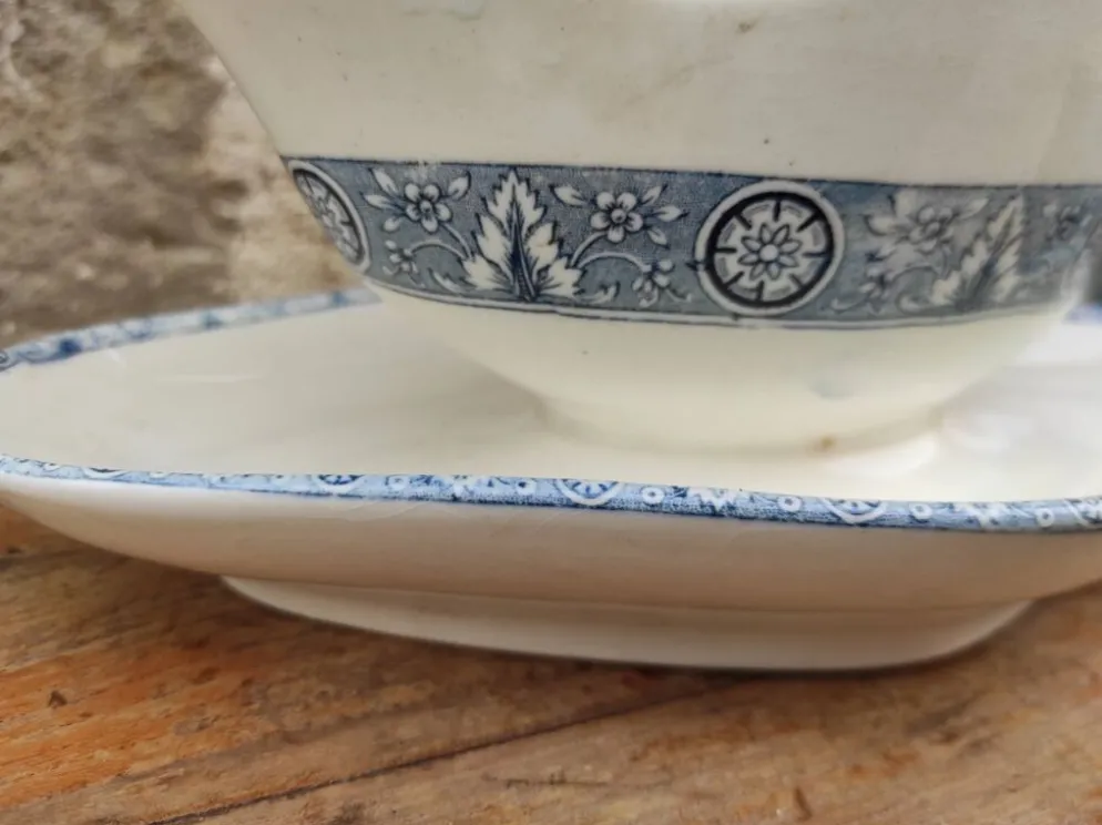 Saucière vintage française, Salins EC Terre de Fer