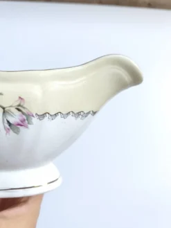 Saucière vintage L'Amandinoise modèle Paola blanc crème fleurs