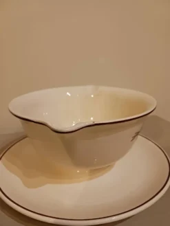 Saucière vintage, Salins-les-bains .