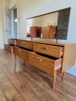 Schreiber sideboard