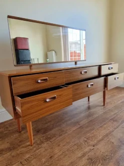 Schreiber sideboard