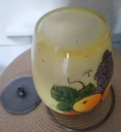 Seau à biscuits en verre émaillé signé JEM (École Legras)