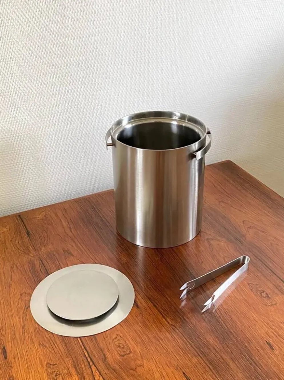 Seau à champagne « Cylinda Line » en acier inoxydable d’Arne Jacobsen pour Stelton, Danemark 1970s