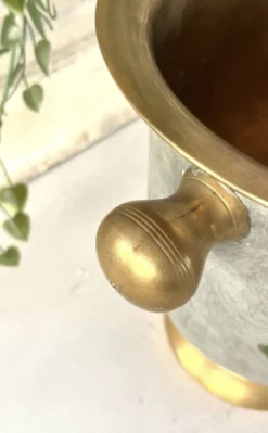 Seau à champagne en cloisonné français émaillé coloré sur laiton.