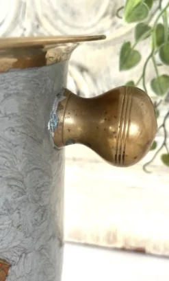 Seau à champagne en cloisonné français émaillé coloré sur laiton.