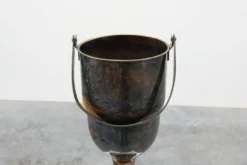 Seau à champagne en cuivre argenté Art Déco sur pied, France 1910