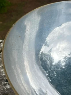 Seau à champagne en laiton avec piédestal floral orné