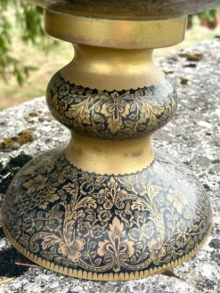 Seau à champagne en laiton avec piédestal floral orné
