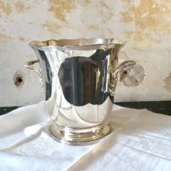 Seau à champagne en métal argenté St-Médard