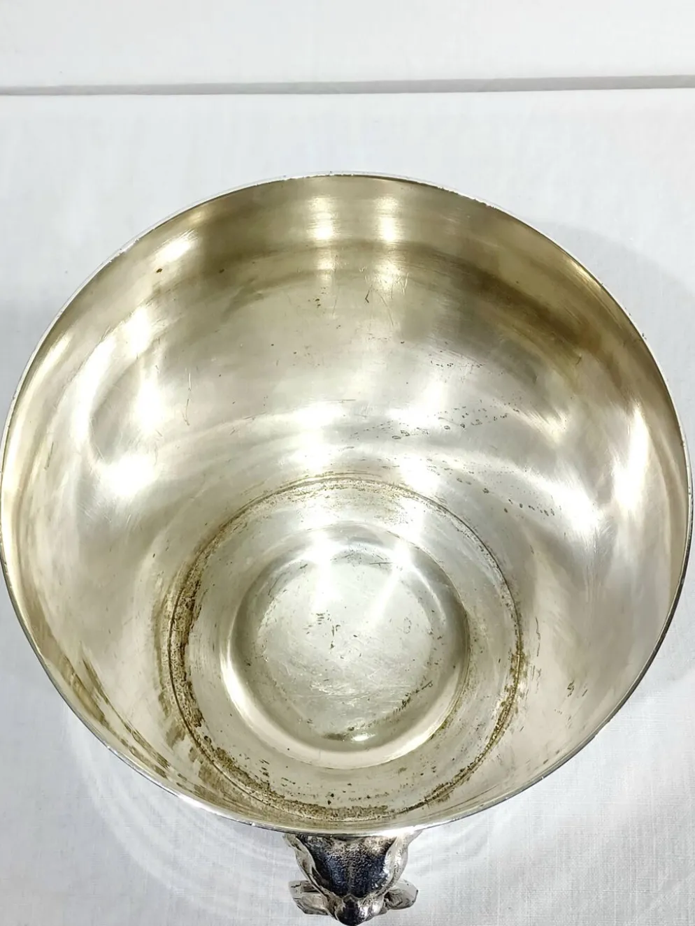 Seau à champagne en métal argenté, tête de lion
