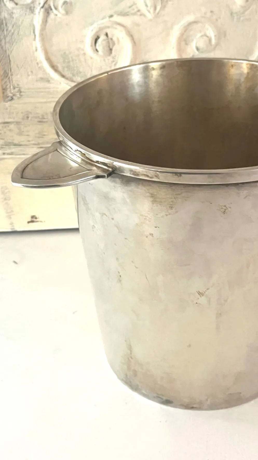 Seau à champagne en métal argenté Christofle – Relais Plaza Paris