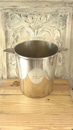 Seau à champagne en métal argenté Christofle – Relais Plaza Paris