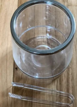 Seau à champagne ou seau glaçons et sa pince en plexiglas 17,5 * 15 cm