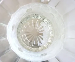 Seau à champagne, style et époque art déco, cristal épais, moulé, dépoli