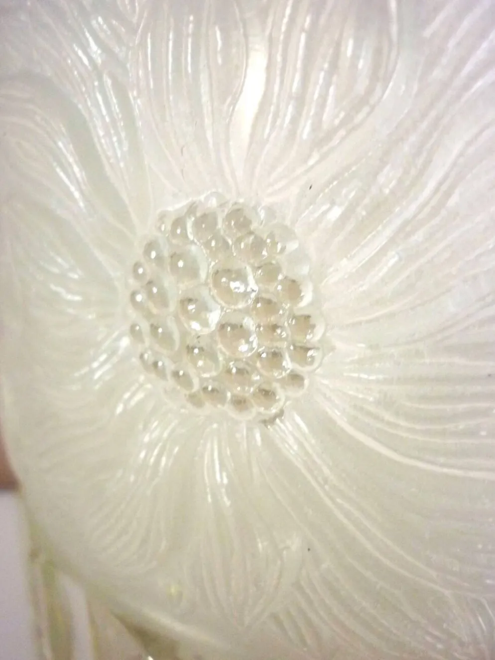 Seau à champagne, style et époque art déco, cristal épais, moulé, dépoli