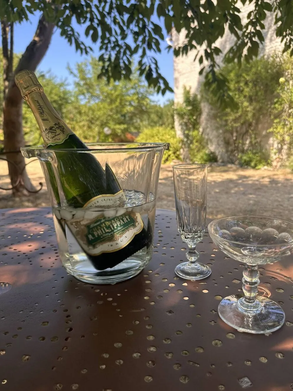 Seau à champagne vintage en verre moulé à côtes