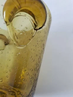 Seau à glace Biot vintage en verre soufflé bullé ambré, signé