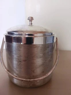 Seau à glace en métal, années 70 .