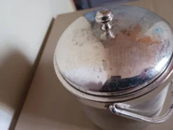 Seau à glace en métal, années 70 .