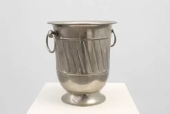 Seau à glace en métal Art déco avec poignées en anneau, France années 1920