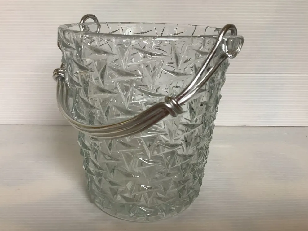 Seau à glace motifs géométriques triangles dans le verre