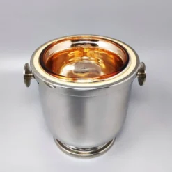 Seau à glace époustouflant en acier inoxydable par Macabo des années 1960. Fabriqué en Italie.