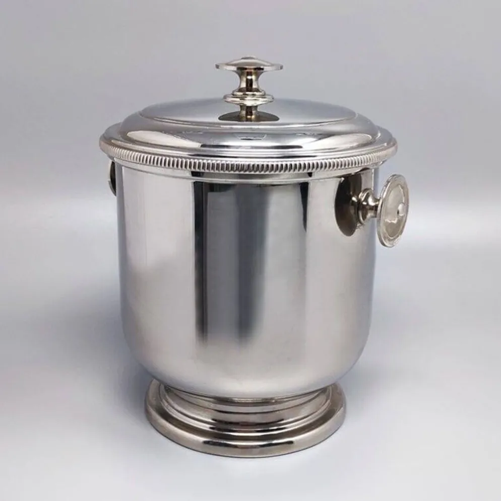 Seau à glace époustouflant en acier inoxydable par Macabo des années 1960. Fabriqué en Italie.