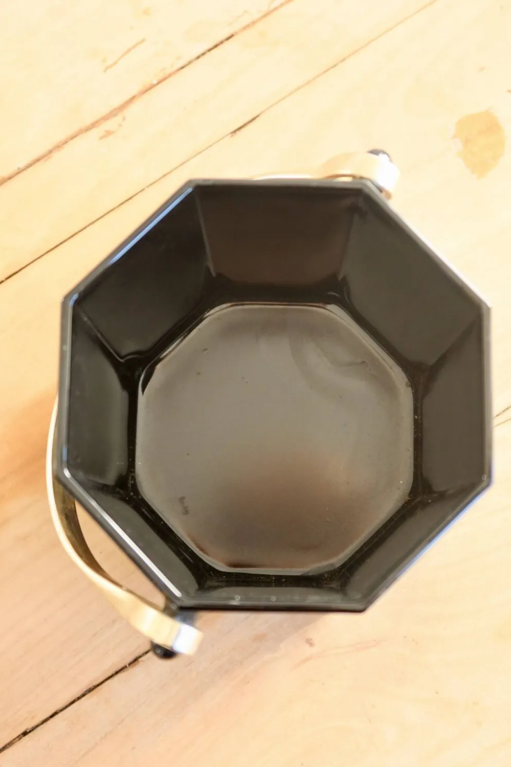 Seau à glace vintage Luminarc verre noir avec poignée en métal doré
