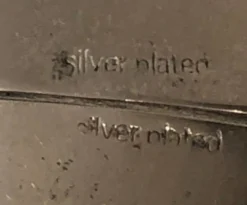 Seau à glaçon en métal argenté en forme de poivron