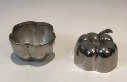 Seau à glaçon en métal argenté en forme de poivron