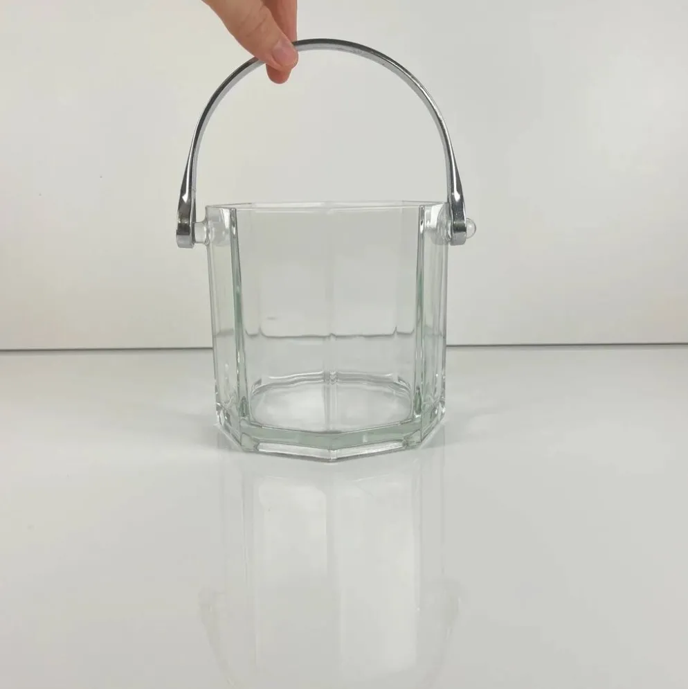 Seau à glaçon octogonal en verre et anse en métal, 1970/80, France