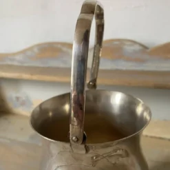 Seau à glaçons ancien avec pince patte de lion