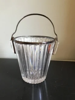 Seau à glaçons en cristal et anse plaqué argent