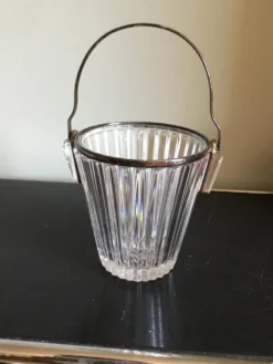 Seau à glaçons en cristal et anse plaqué argent