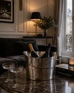 Seau / Vasque à champagne en métal argenté martelé & lissé
