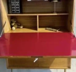 Secretaire scandinave en chêne doré, 1960