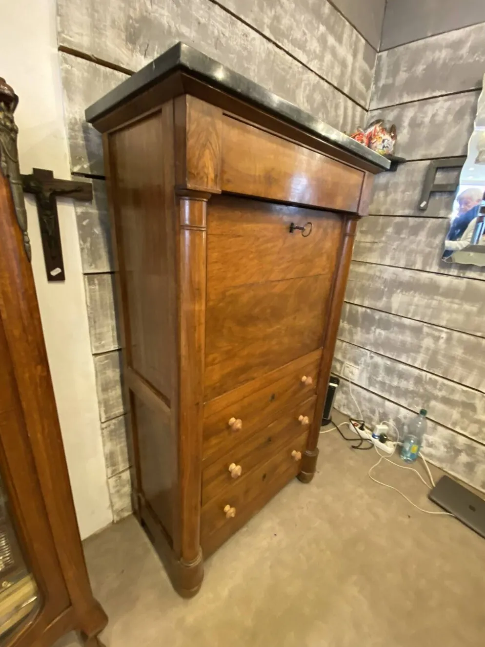 Secretaire style louis xvi en noyer fin xixeme avec tiroirs