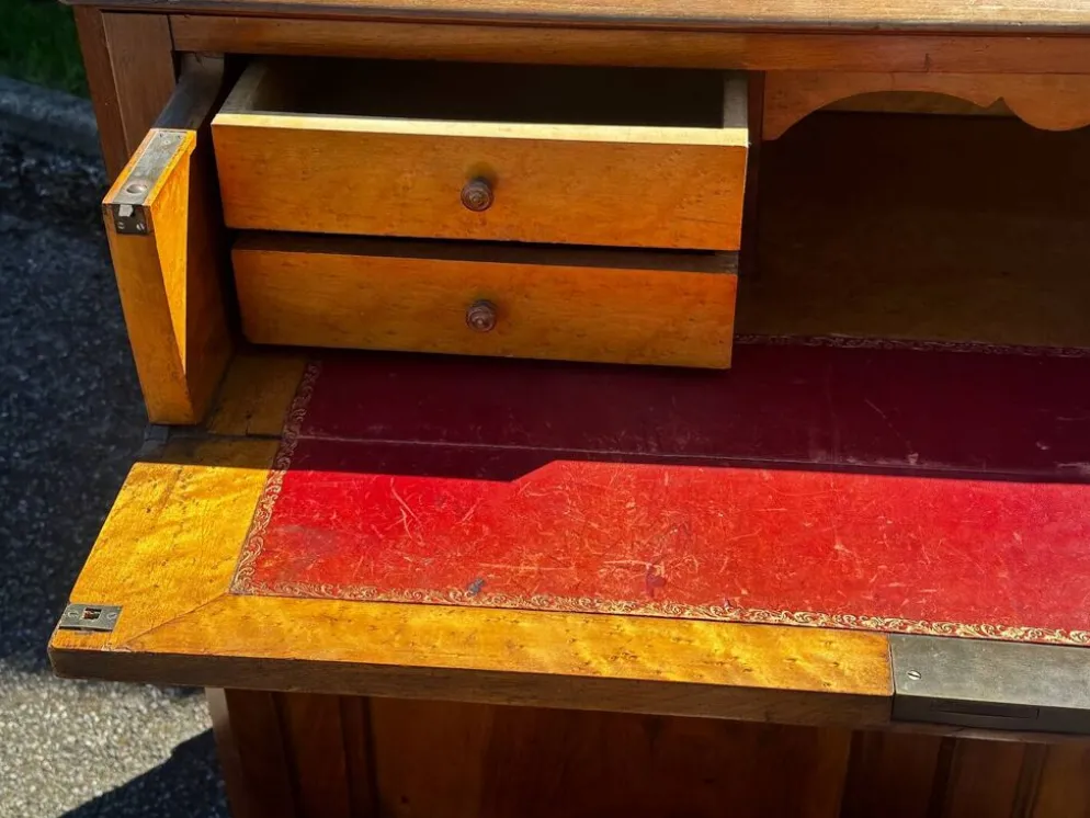 Secrétaire à abattant ancien en noyer – époque Louis-Philippe (XIXe si