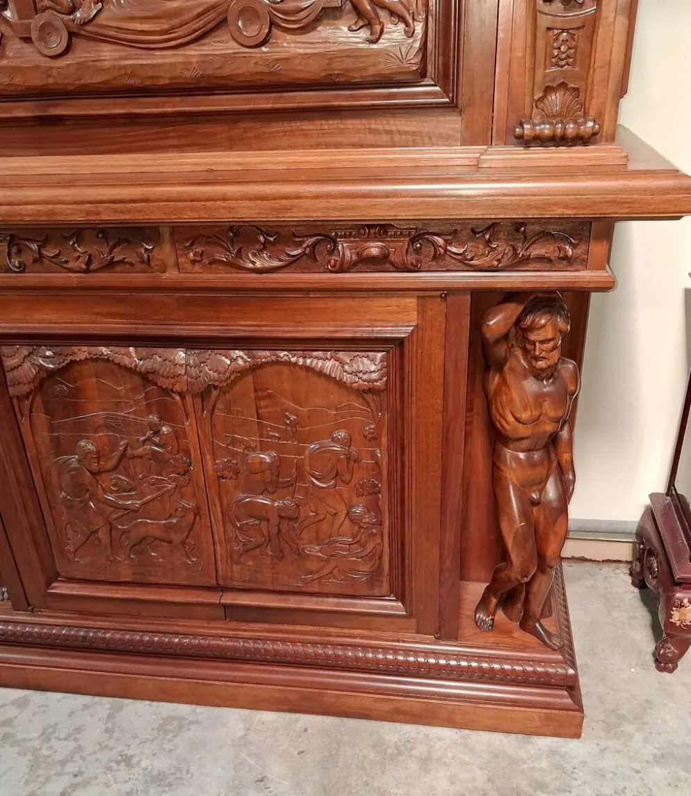 Secrétaire à abattant de style Renaissance, XIXe siècle