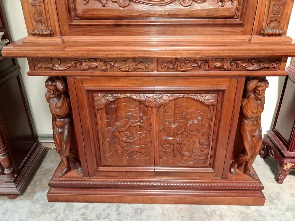 Secrétaire à abattant de style Renaissance, XIXe siècle
