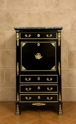 Secrétaire à abattant en bois laqué noir et bronzes dorés – Style Boulle