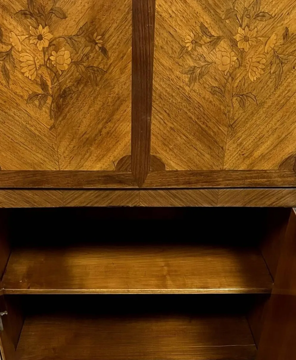 Secrétaire à abattant marqueté de style Louis XV vers 1900