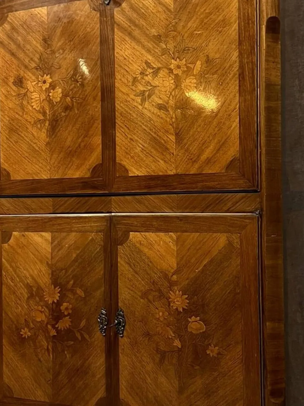 Secrétaire à abattant marqueté de style Louis XV vers 1900